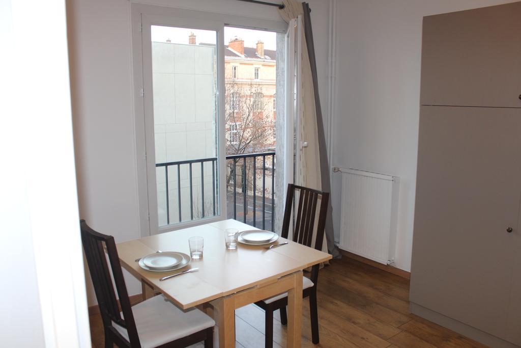 Quiet Flat In Paris Apartment Exterior photo